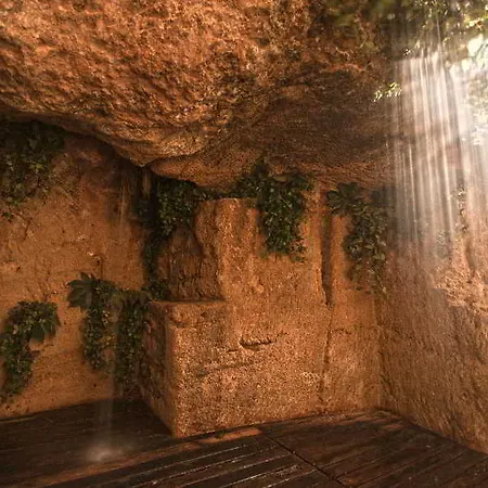 One Siracusa מלון 4*