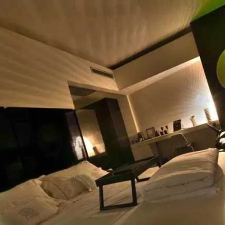 One Siracusa 4* סירקוזה