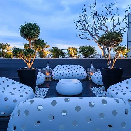 One Siracusa 4* Syracuse